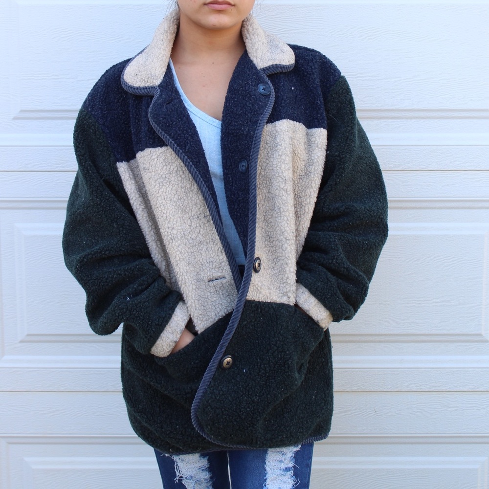 Reversible jacket / rain coat